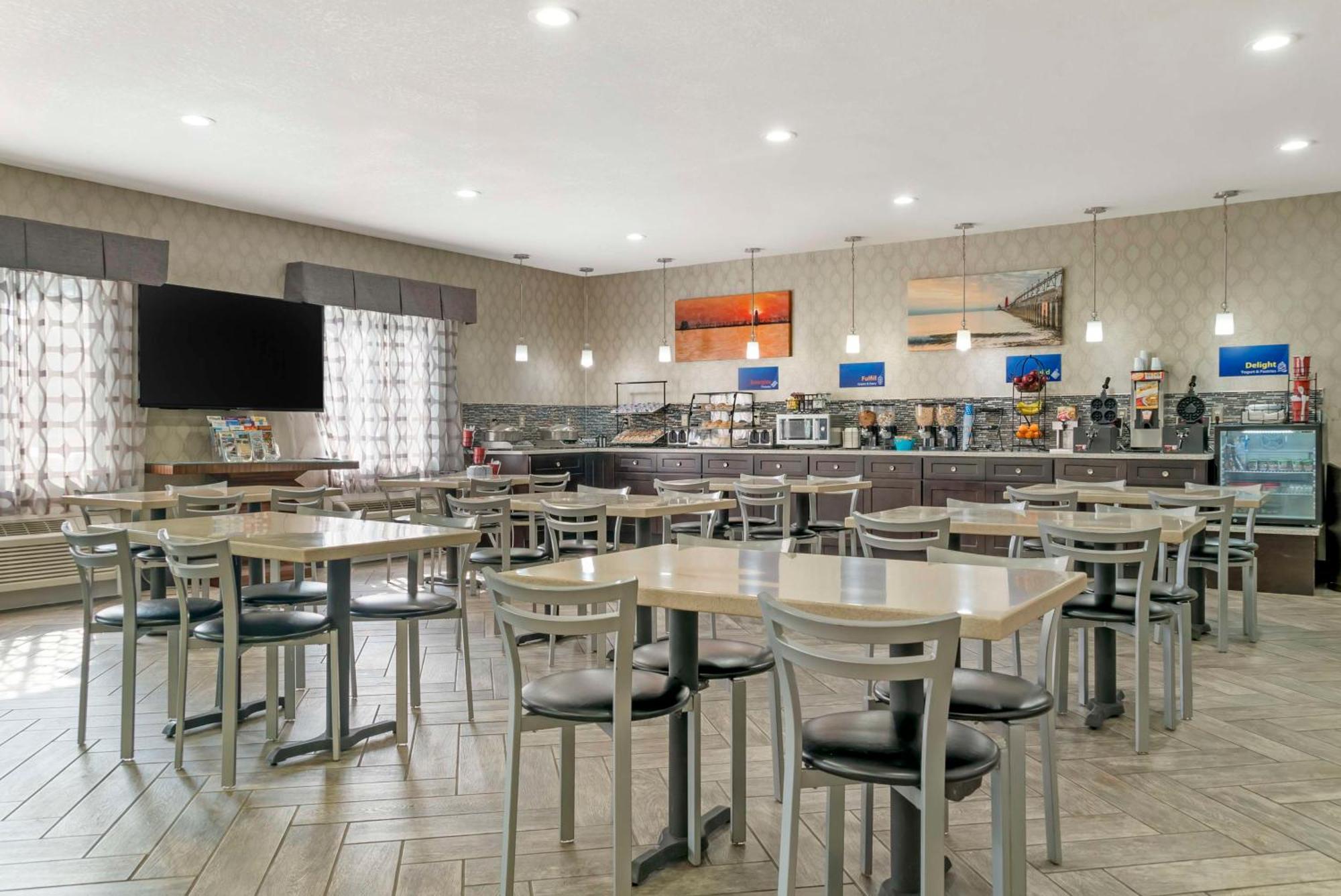 Best Western Beacon Inn Grand Haven Ngoại thất bức ảnh