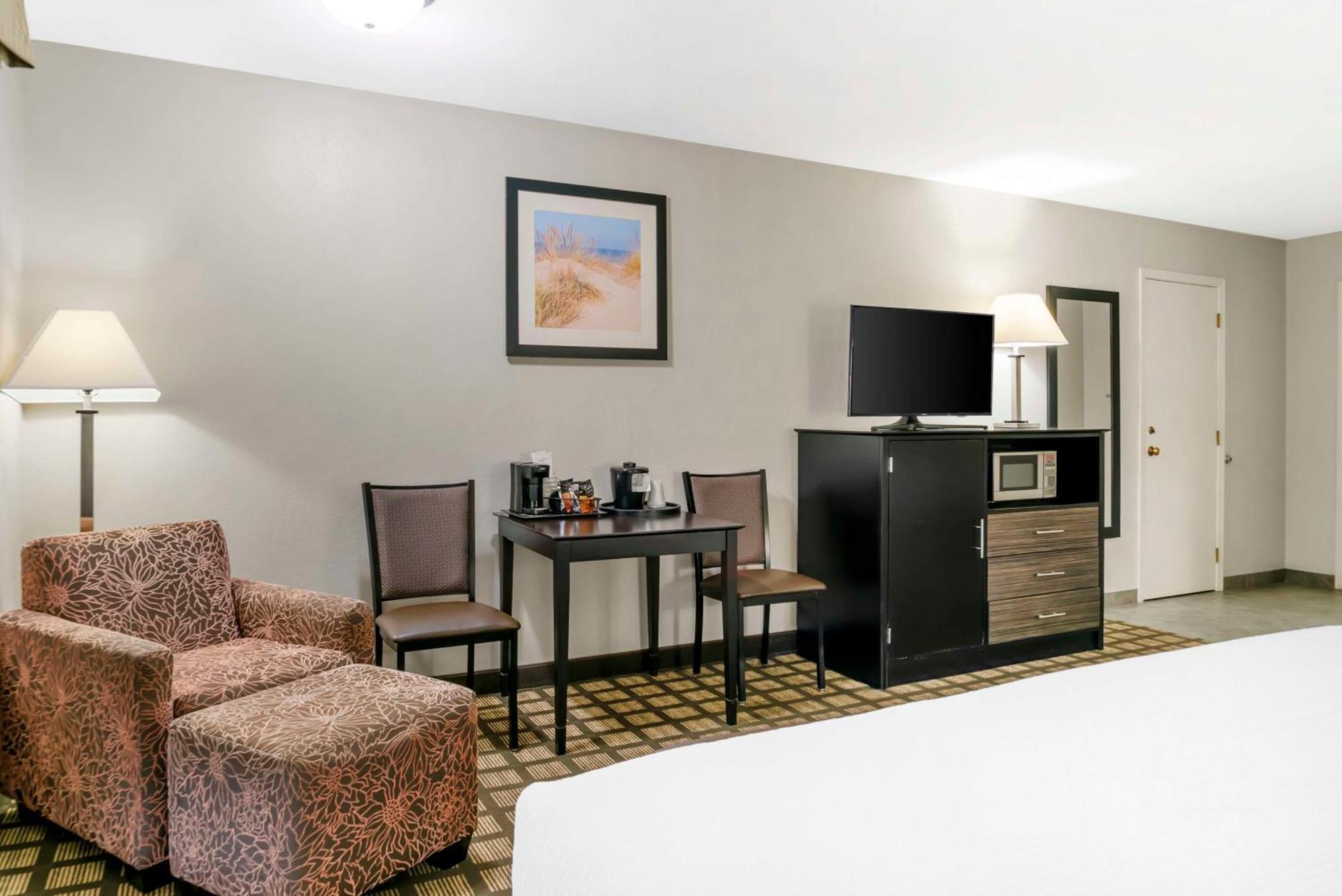 Best Western Beacon Inn Grand Haven Ngoại thất bức ảnh