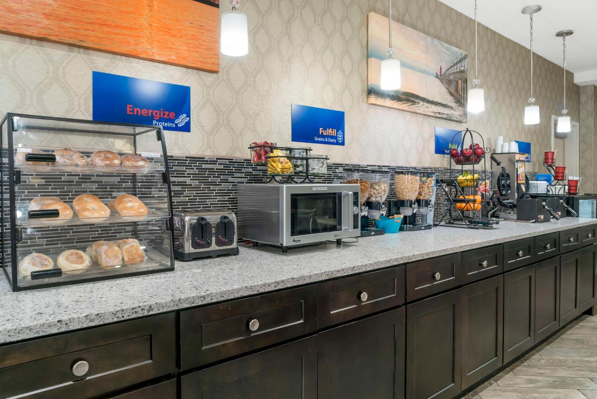 Best Western Beacon Inn Grand Haven Ngoại thất bức ảnh